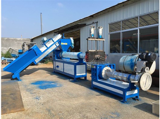 購買塑料造粒機(jī)時需要考慮哪些因素？